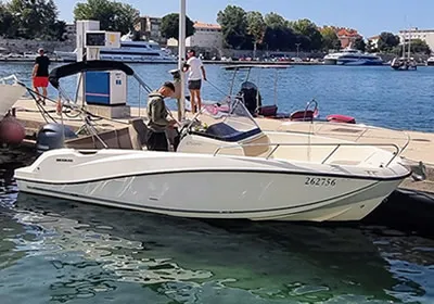 Quicksilver 675 Open